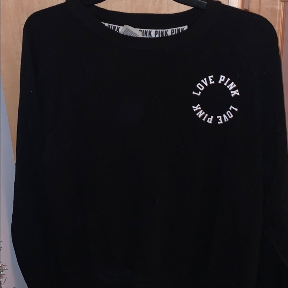 VS PINK black crew neck sweatshirt